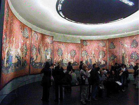 Salle ronde du Musée National du Moyen-age